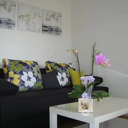 13180b Appartement Supetar